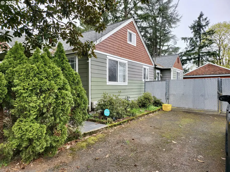 7025 SE Nehalem St, Portland, OR 97206 - #2