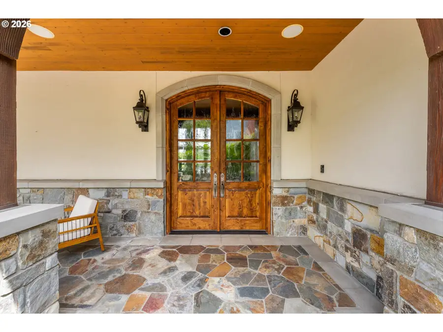 11859 S Riverwood Rd, Portland, OR 97219 - #3