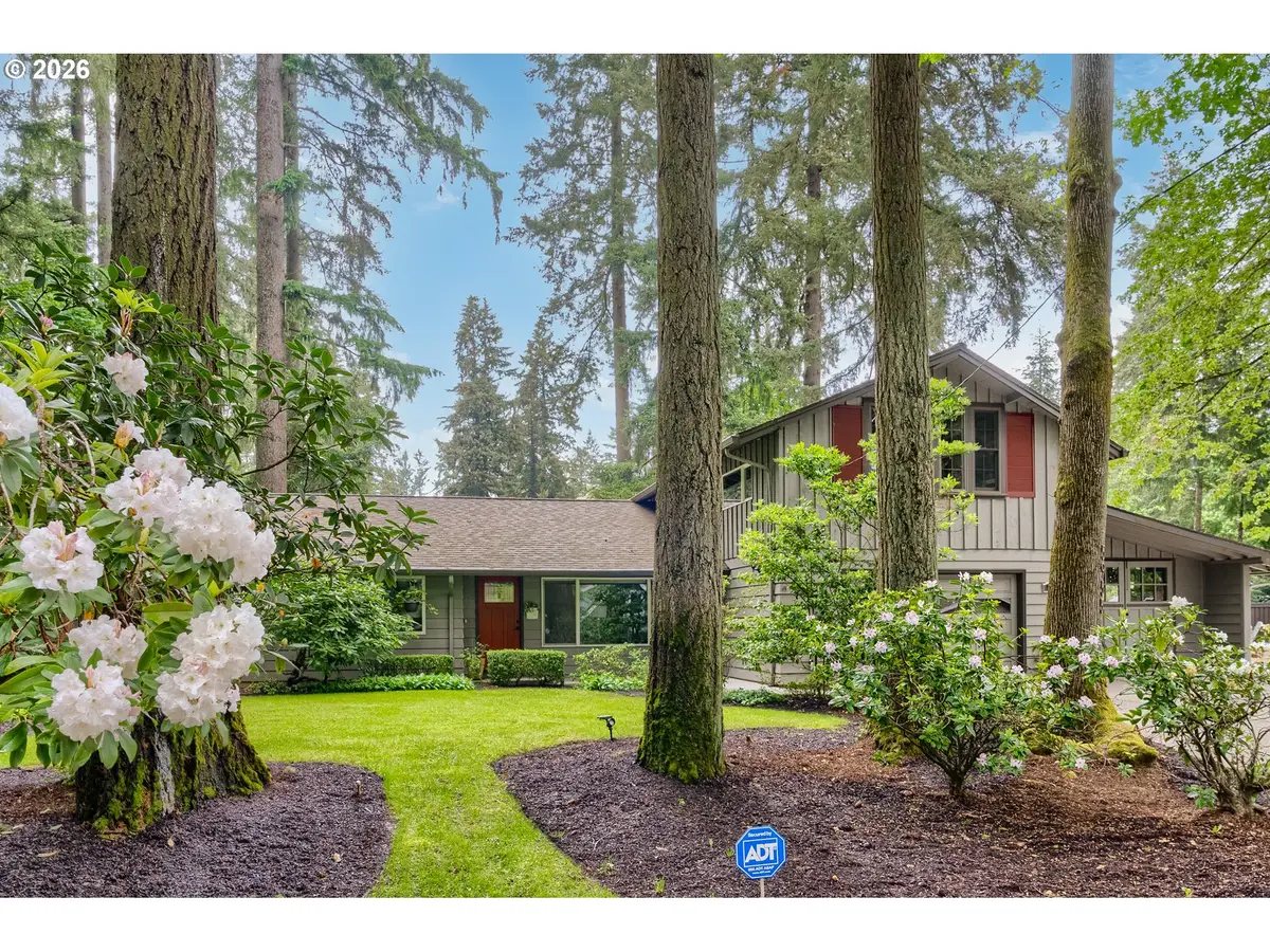 5955 Washington Ct, Lake Oswego, OR 97035 - #1