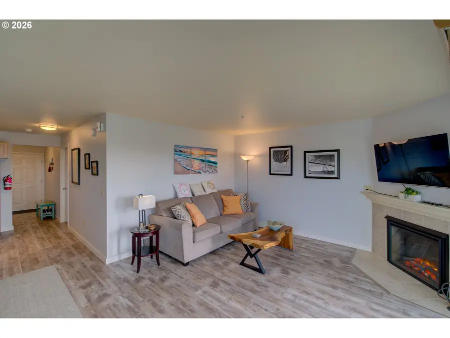 501 Shoreview Dr, Long Beach, WA 98631 - #3
