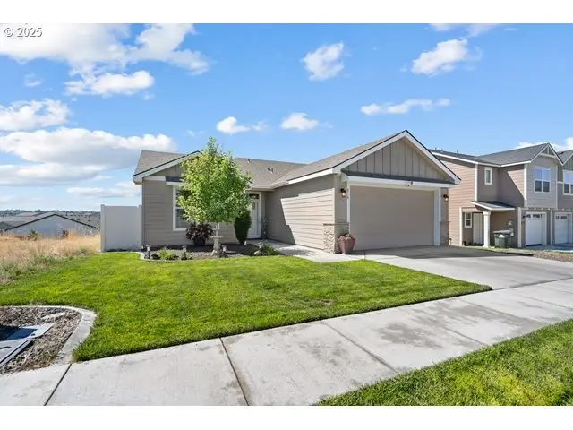 818 E Montana Ave, Hermiston, OR 97838 - Image #3