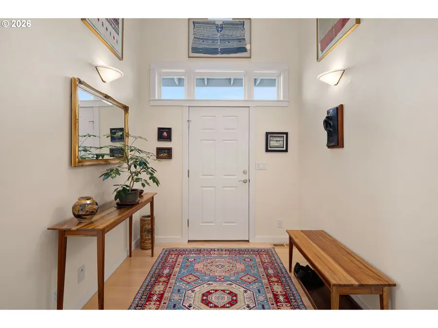 2634 Suncrest Ave, Eugene, OR 97405 - #3