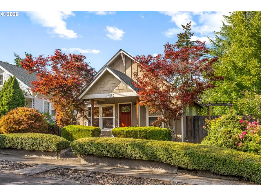 425 Roosevelt St, Oregon City, OR 97045 - #3
