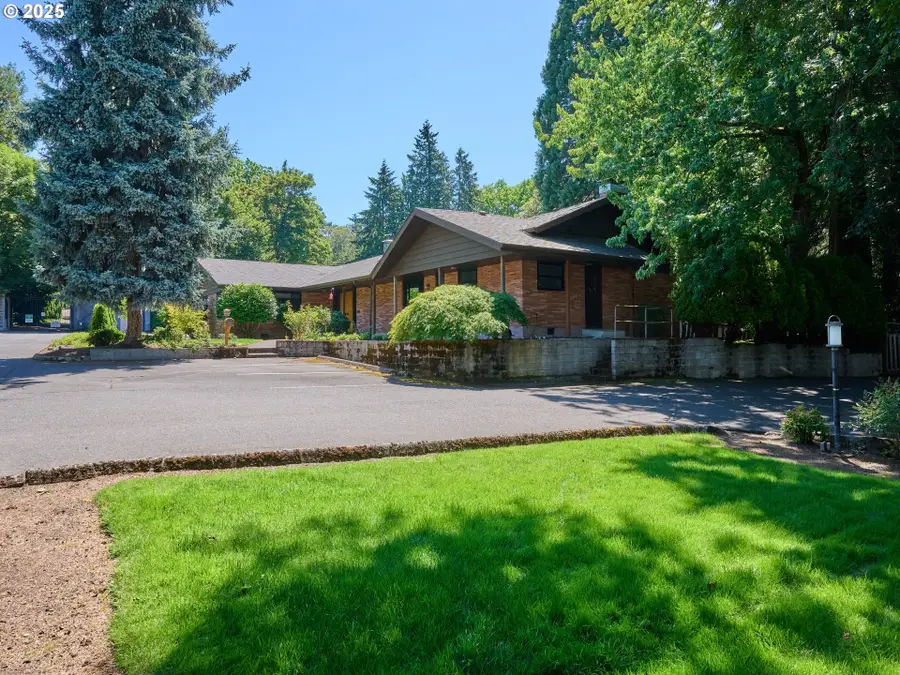 790 SE Webber St #401, Portland, OR 97202 - Image #2