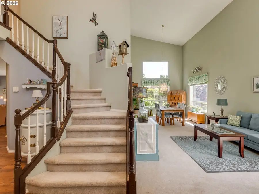 1598 Hallet Ct, Salem, OR 97304 - #2