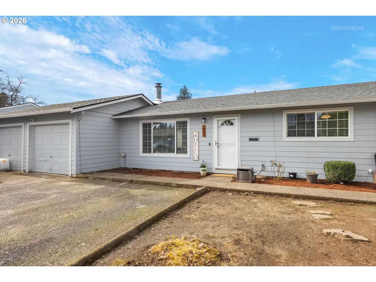 233 SE 3rd Ave, Canby, OR 97013 - #1