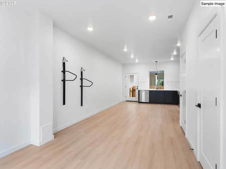 7193 SE Crystal Springs Blvd #8, Portland, OR 97206 - #3