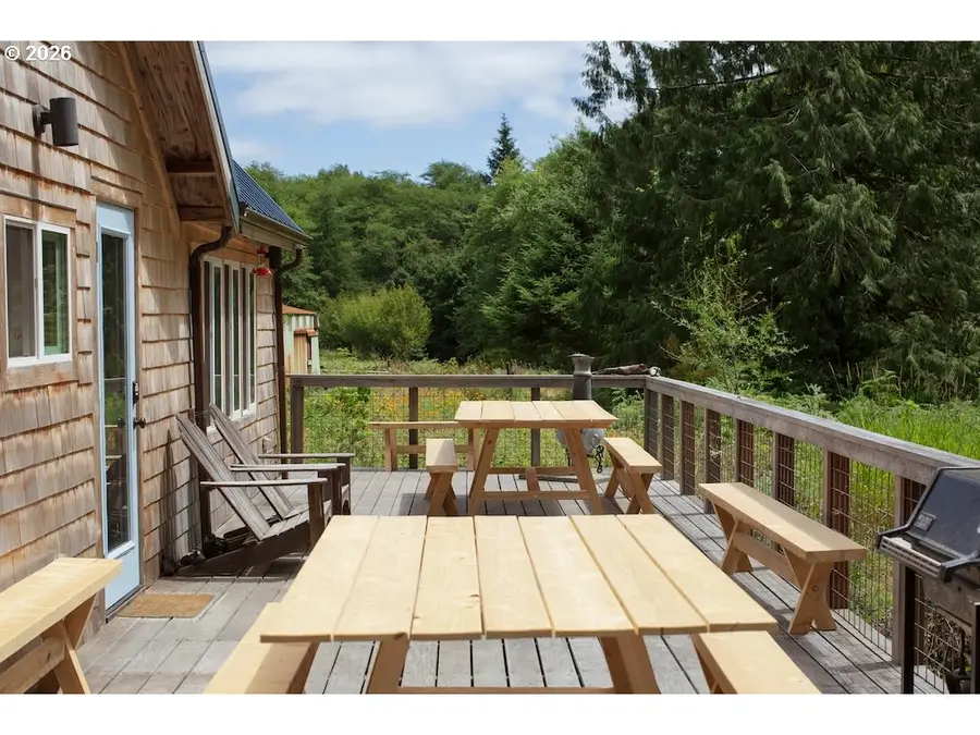 15575 Farmer Creek Rd, Cloverdale, OR 97112 - #3