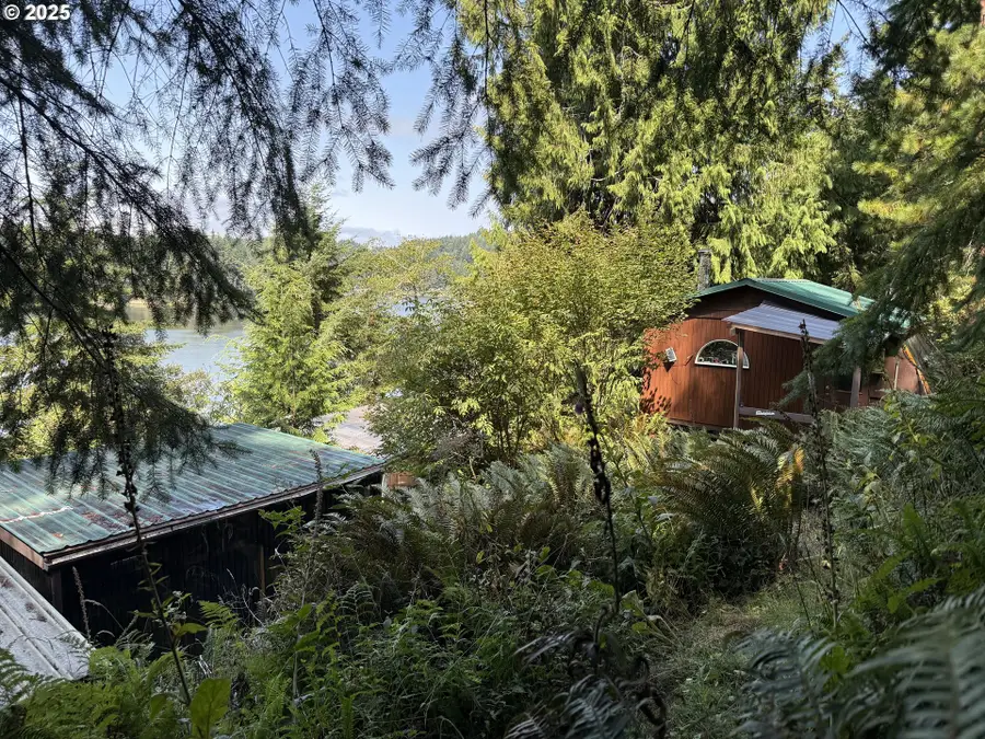 3196 S Tenmile, Lakeside, OR 97449 - Image #3