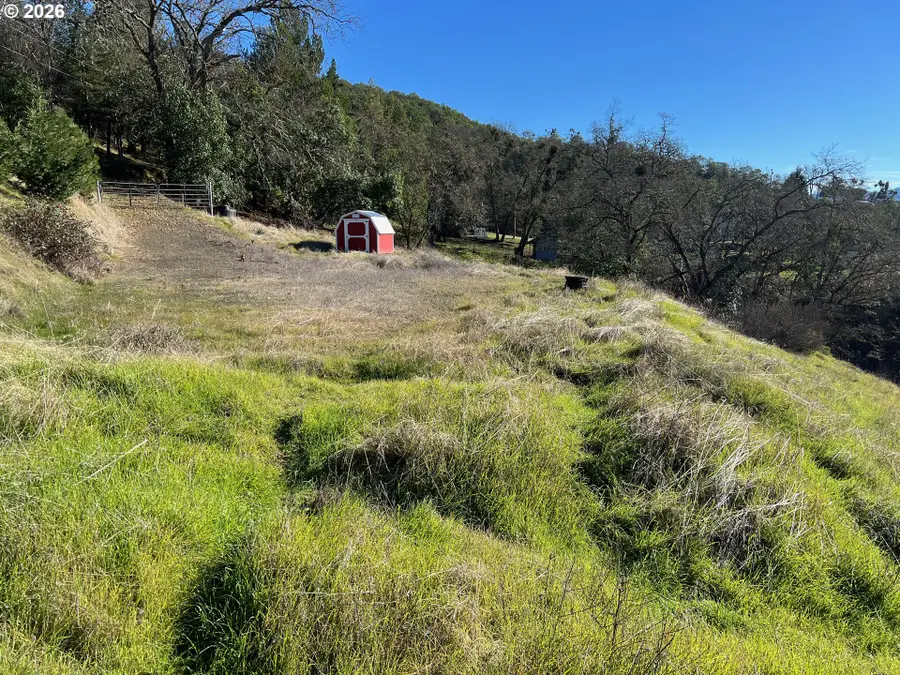 540 Horizon Ln, Myrtle Creek, OR 97457 - Image #2