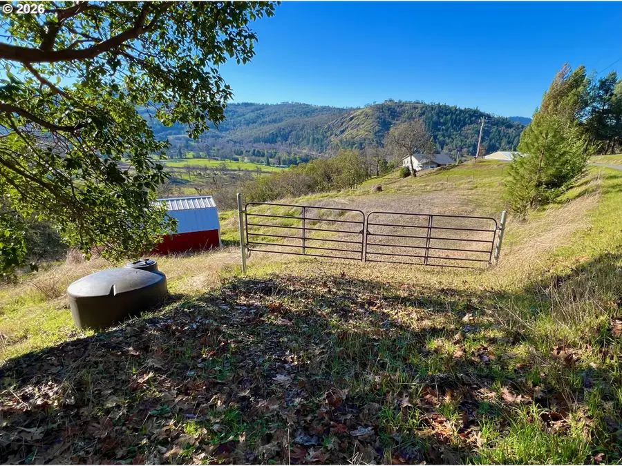 540 Horizon Ln, Myrtle Creek, OR 97457 - Image #3