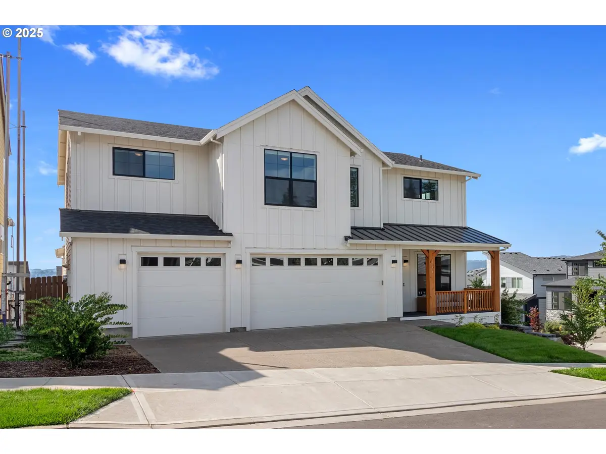 15204 SW Flatcreek Ln, Tigard, OR 97224 - Image #1