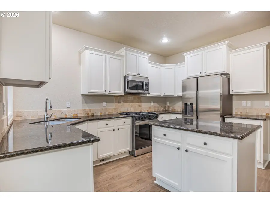 13677 SE Madena Way, Clackamas, OR 97015 - #3