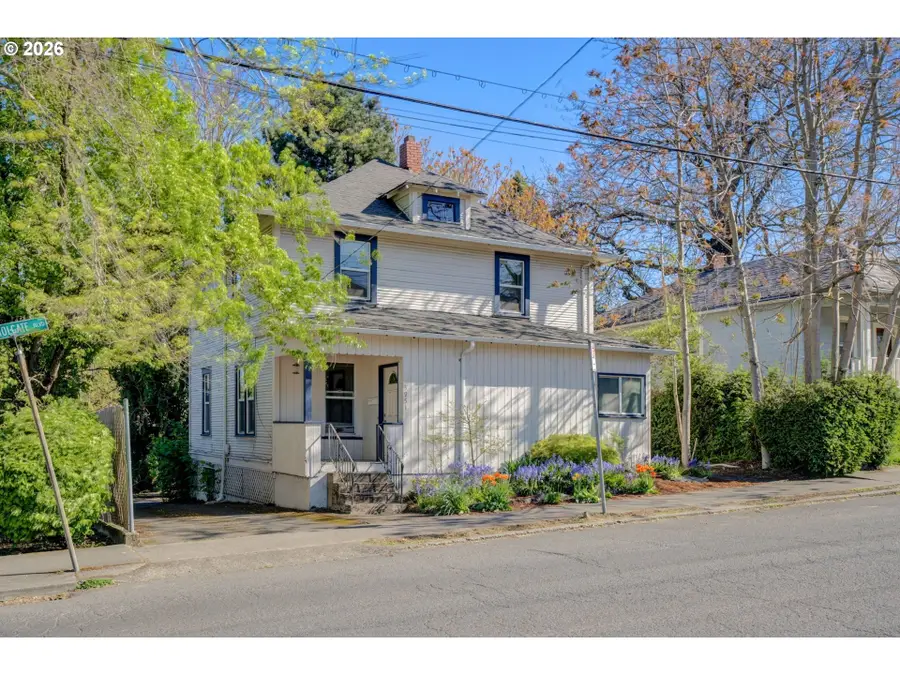 3951 SE Holgate Blvd, Portland, OR 97202 - #2