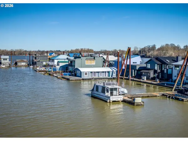 7720 S Macadam Ave #Slip 16, Portland, OR 97219