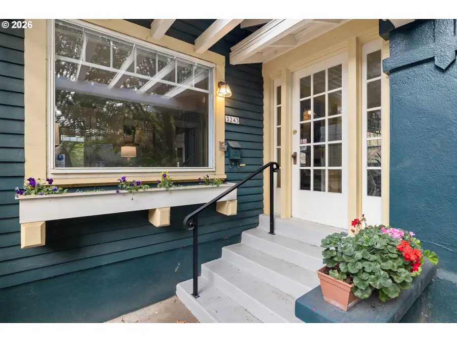 3243 NE 16th Ave, Portland, OR 97212 - #3
