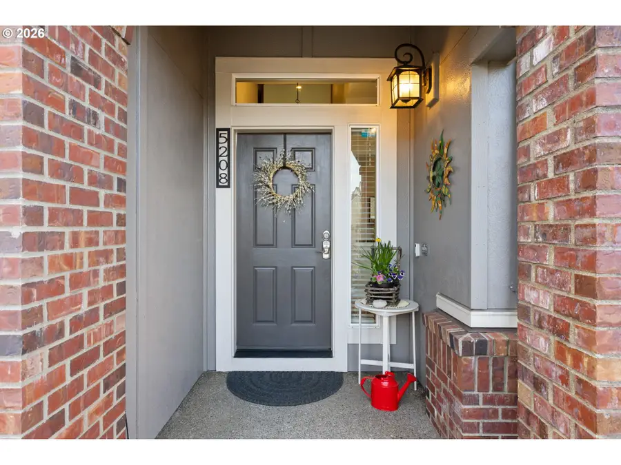 5208 N Fairway St, Newberg, OR 97132 - #3