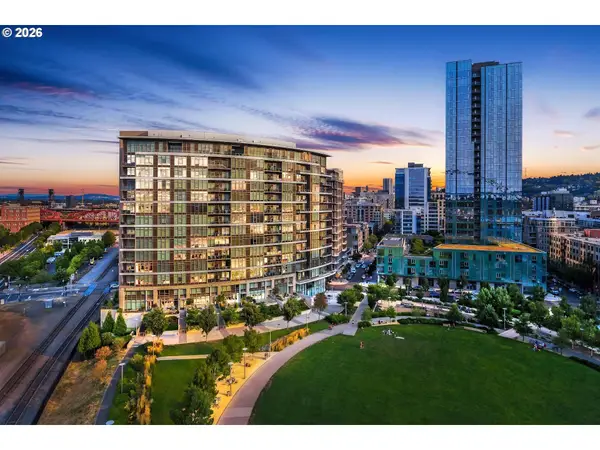 949 NW Overton St #512, Portland, OR 97209