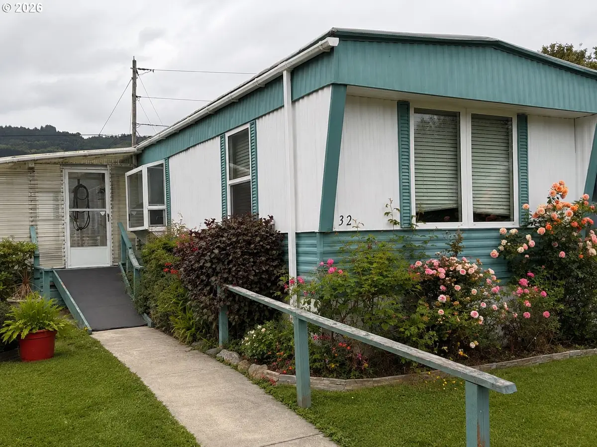 15505 Oceanview Dr, Brookings, OR 97415 - #1