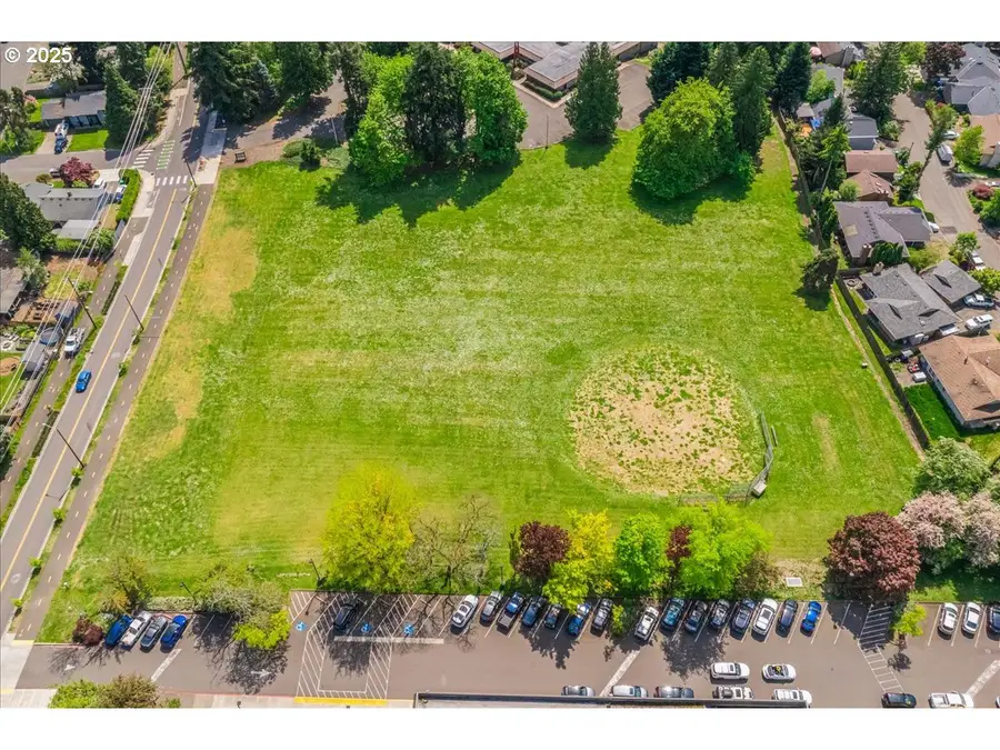 12201 SE Linwood Ave, Milwaukie, OR 97222 - Image #2