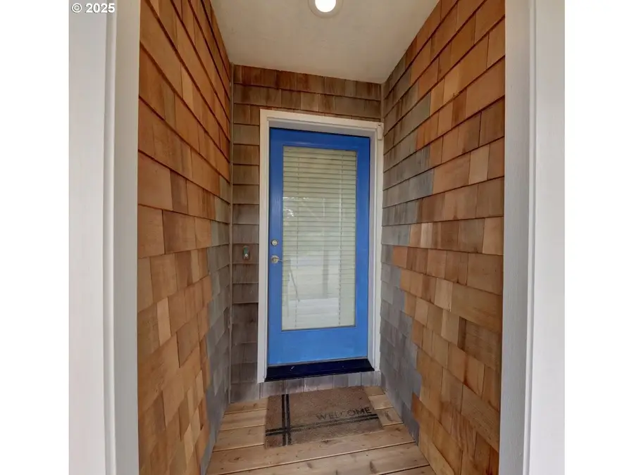 1036 Beach Cir, Manzanita, OR 97130 - Image #2