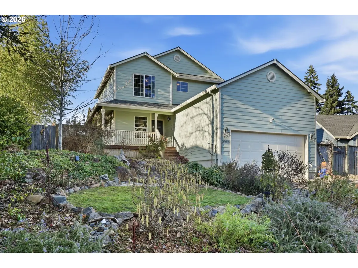 2215 NE Grandhaven St, McMinnville, OR 97128 - #1