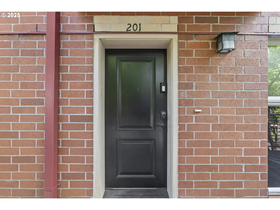 17040 SW Whitley Way #201, Beaverton, OR 97006 - Image #3