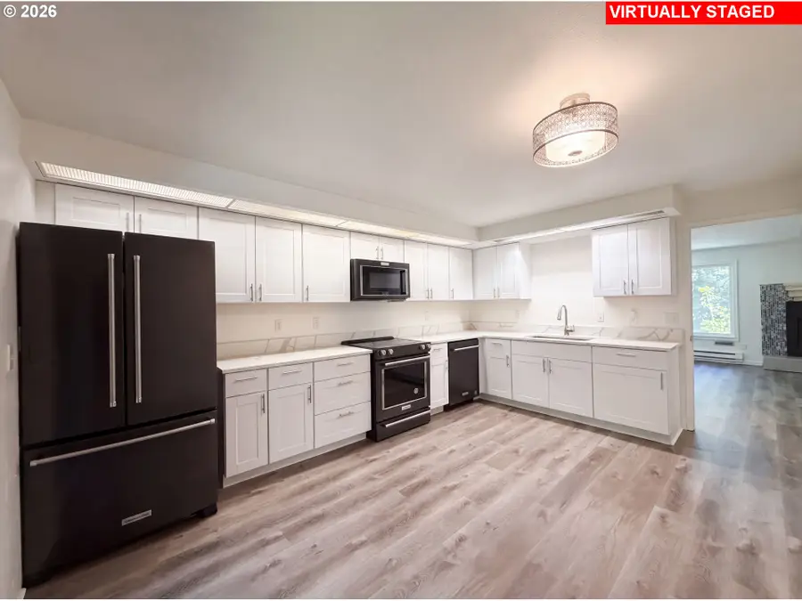 650 SW Meadow Dr #209, Beaverton, OR 97006 - #2