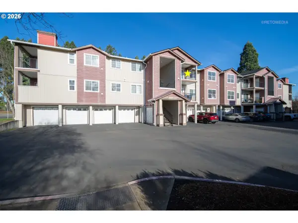 10804 NE Holly St #303, Hillsboro, OR 97006