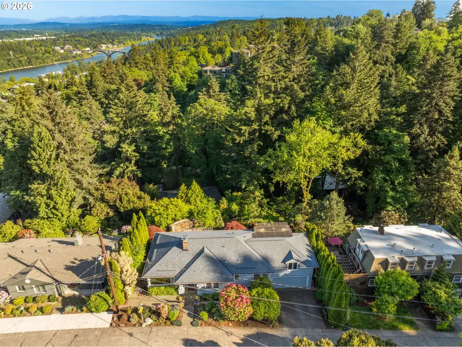 6464 SW Parkhill Dr, Portland, OR 97239 - #2