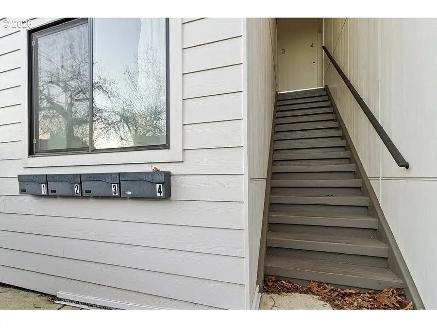 7360 N Atlantic Ave #4, Portland, OR 97217 - #2