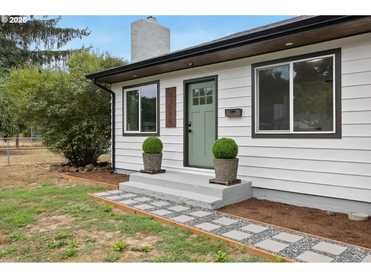 10116 N Hudson St, Portland, OR 97203 - Image #1