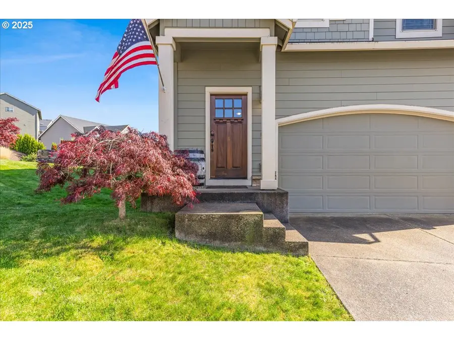 750 NE Cascadia Ridge Dr, Estacada, OR 97023 - Image #3