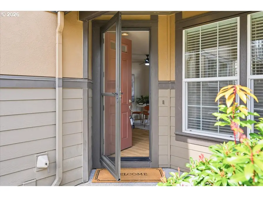 7247 NE Stoneybrook St, Hillsboro, OR 97124 - #3