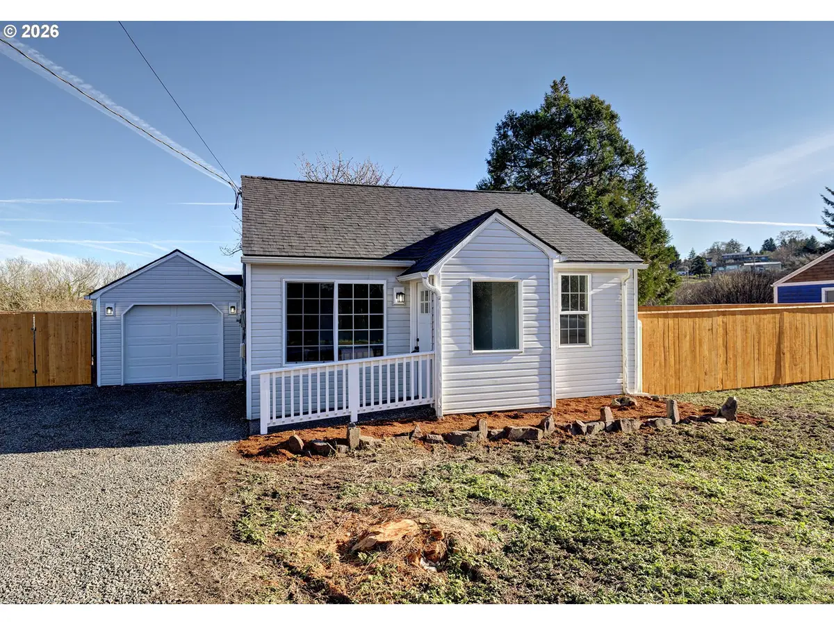 92203 Clover Rd, Astoria, OR 97103 - Image #1