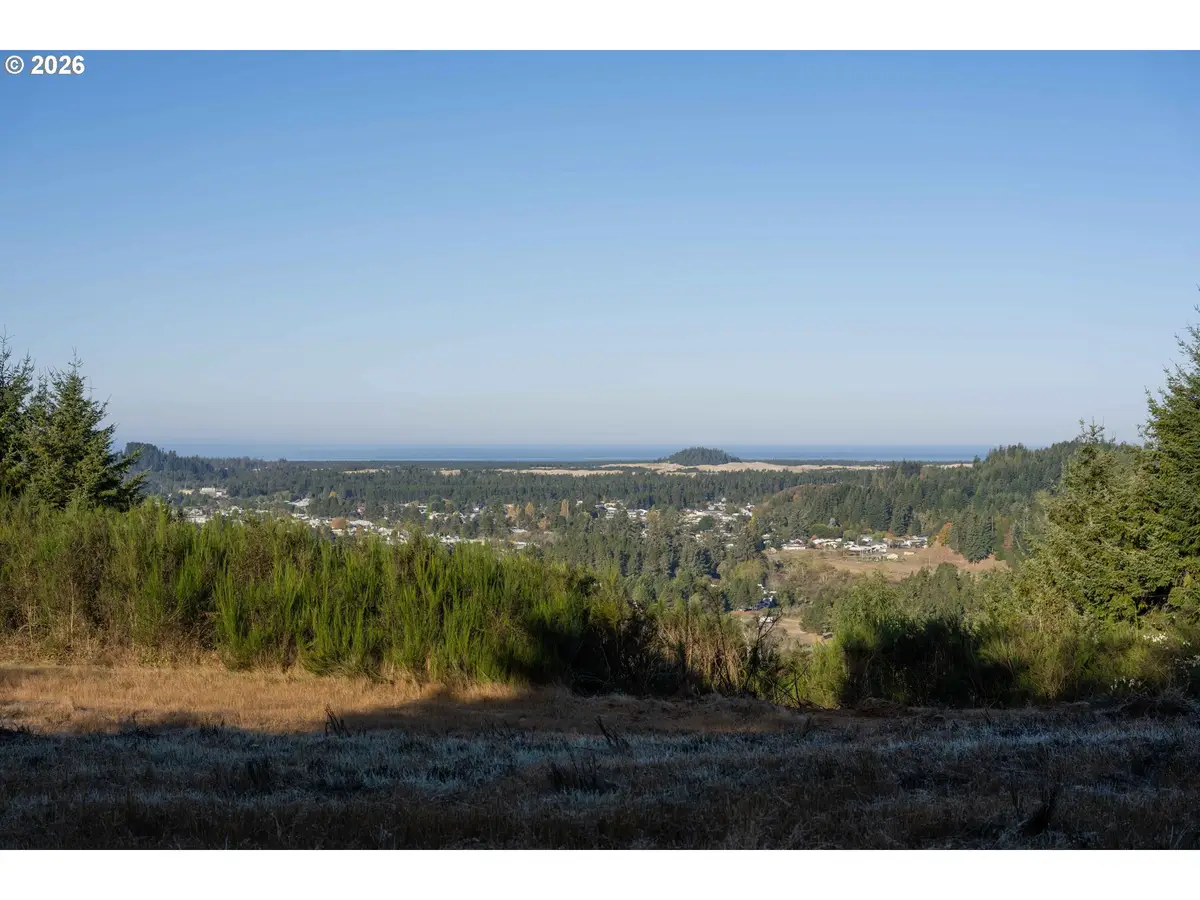 95561 N Lake Ln, Lakeside, OR 97449 - #1