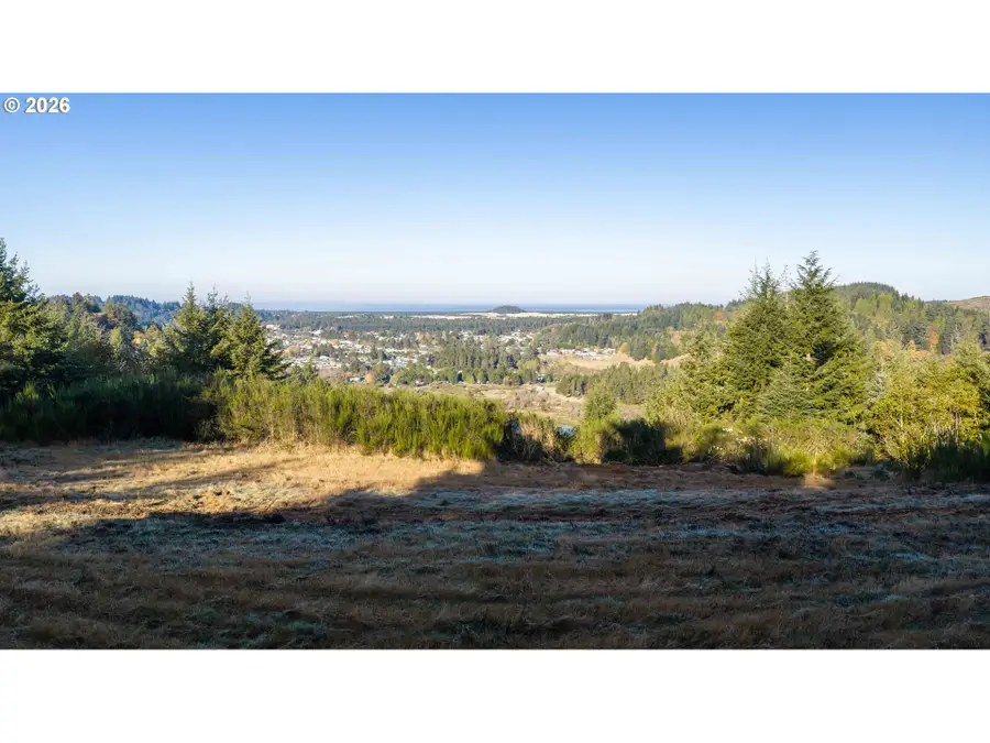95561 N Lake Ln, Lakeside, OR 97449 - #3