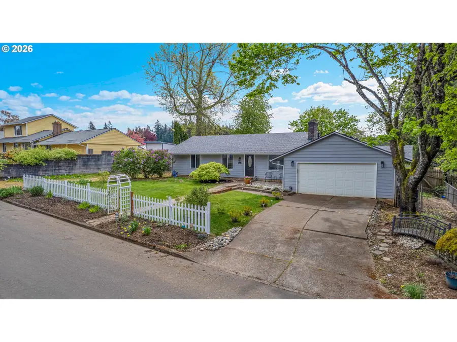14400 S Ironwood Rd, Oregon City, OR 97045 - #2