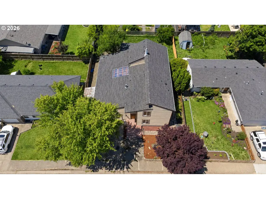 4384 Ermine St, Albany, OR 97322 - #3