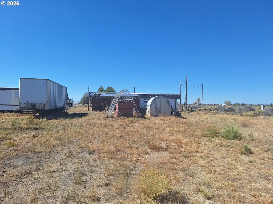 57585 Buckskin Rd, Silver Lake Fort Rock, OR 97641 - #2
