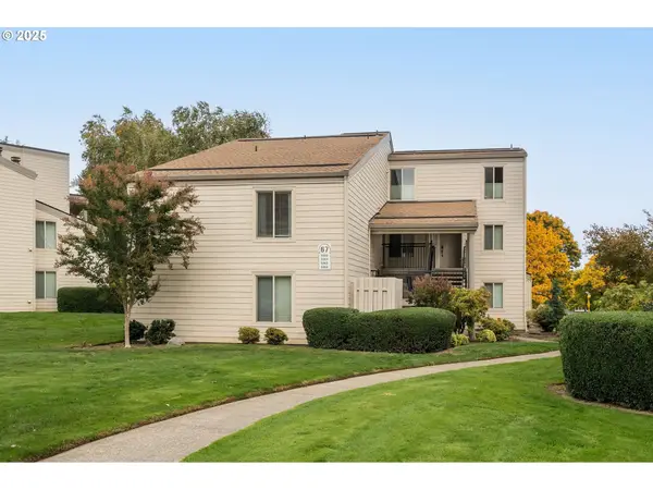 9964 SW Trapper Ter, Beaverton, OR 97008