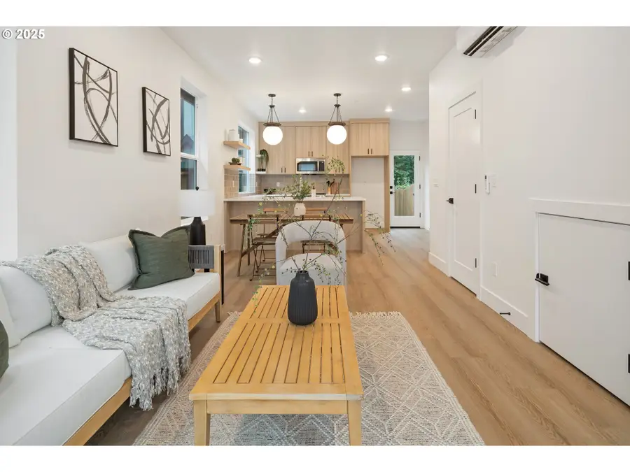 4029 SE Tibbetts St, Portland, OR 97202 - Image #3