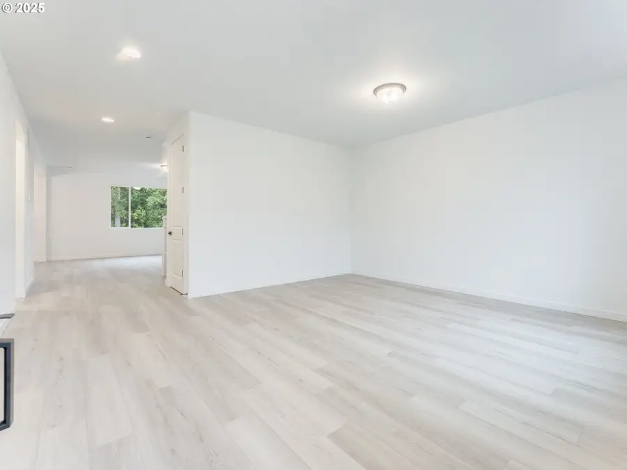 2063 NE Currin Creek Dr, Estacada, OR 97023 - Image #3