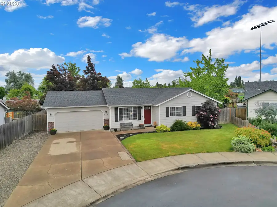 958 Bush Ln, Creswell, OR 97426 - #2