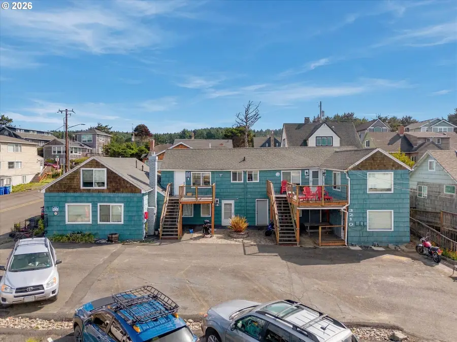 3210 SW Anchor Ave, Lincoln City, OR 97367 - #2