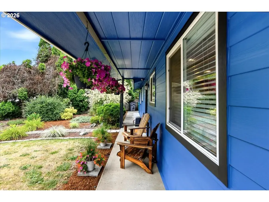 8621 NW 12th Ct, Vancouver, WA 98665 - #2