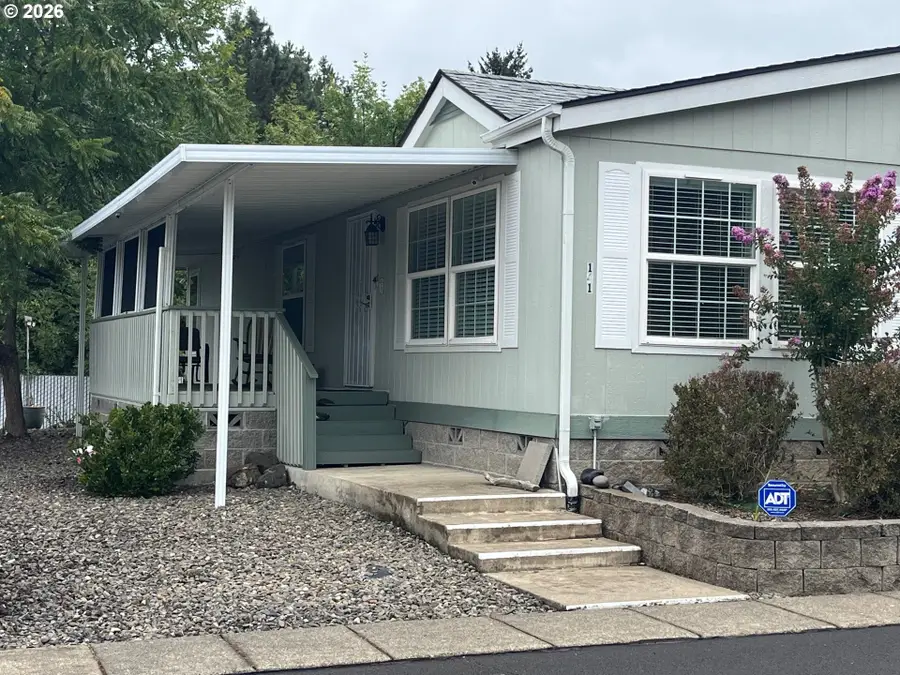 141 River Ridge Ave, Roseburg, OR 97471 - #3