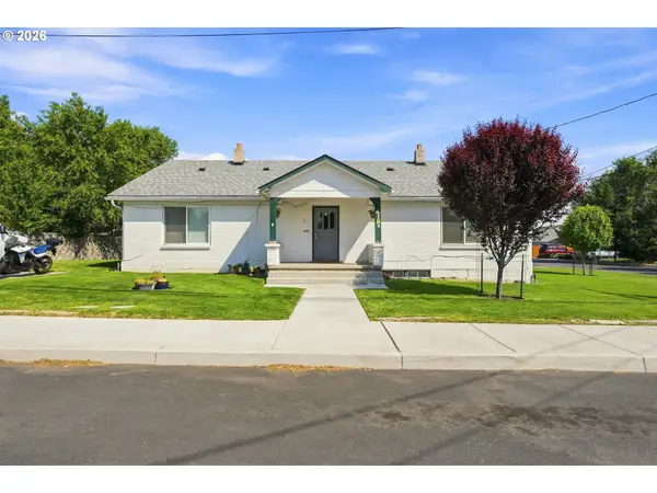 418 SW G St, Madras, OR 97741