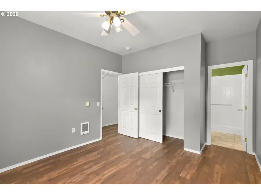 8165 NE Wilkins St, Hillsboro, OR 97006 - #3