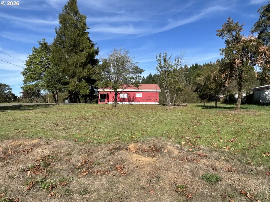 1549 Old Town Loop Rd, Oakland, OR 97462 - #3